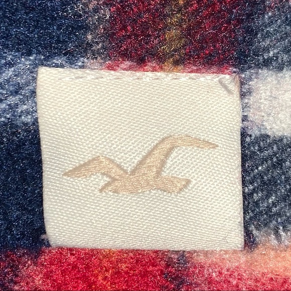 Hollister OS red, white & blue plaid soft Polyester/Viscose blend fringed scarf - Picture 9 of 16